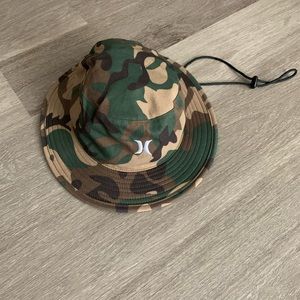 Hurley Camo hat.